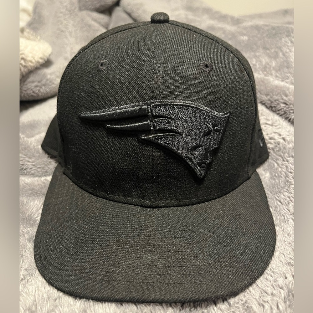 New England Patriots new era 9fifty adjustable SnapBack hat black on black